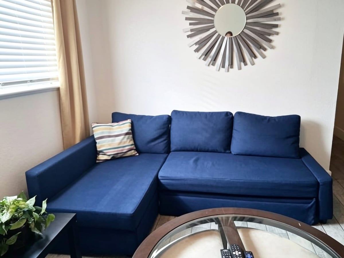 Modern 2BR Near Downtown Austin photo 7